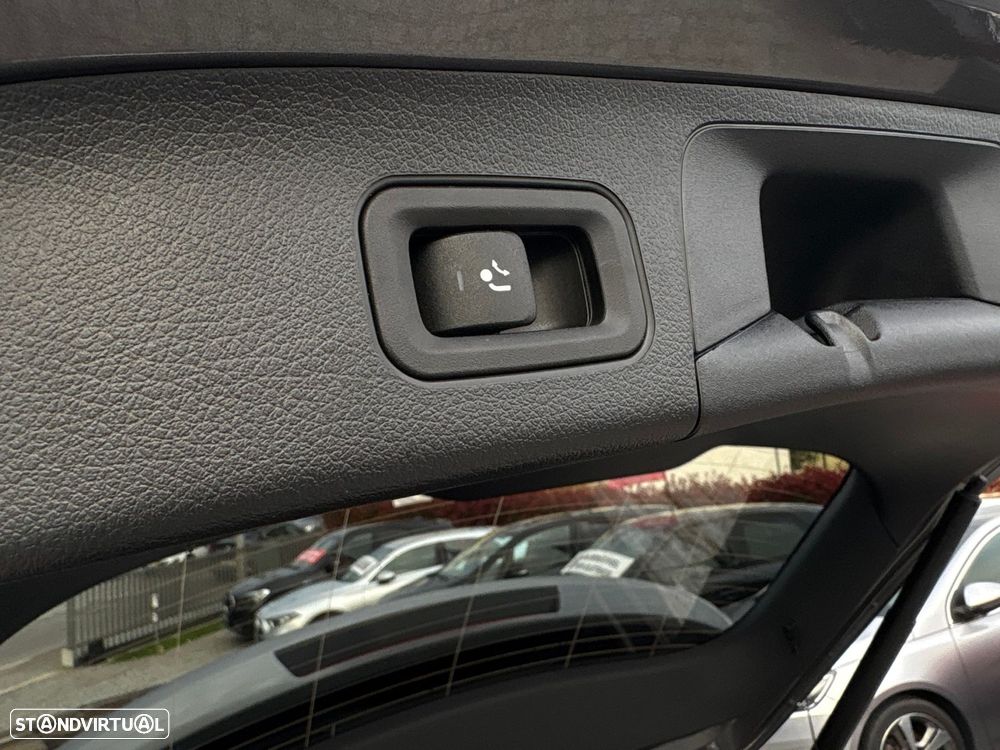 Mercedes-Benz EQA 250+ Progressive - 28