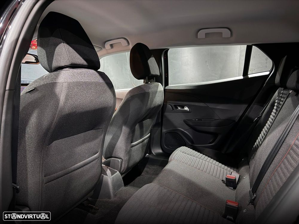 Peugeot 2008 1.2 PureTech Active Pack - 28