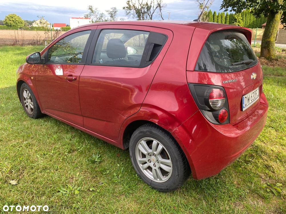 Chevrolet Aveo - 18