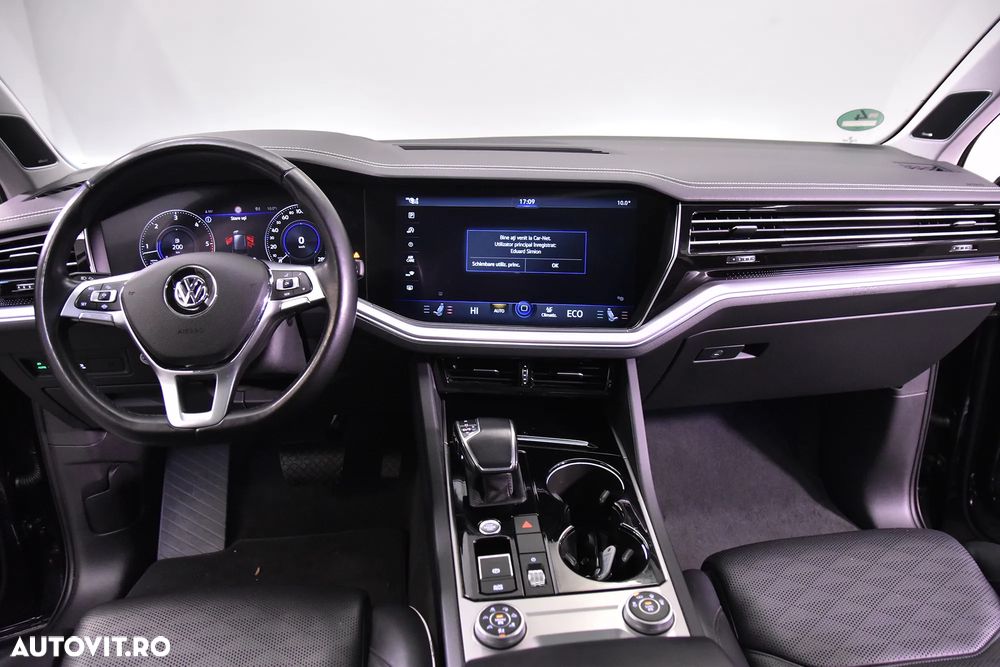 Volkswagen Touareg - 9