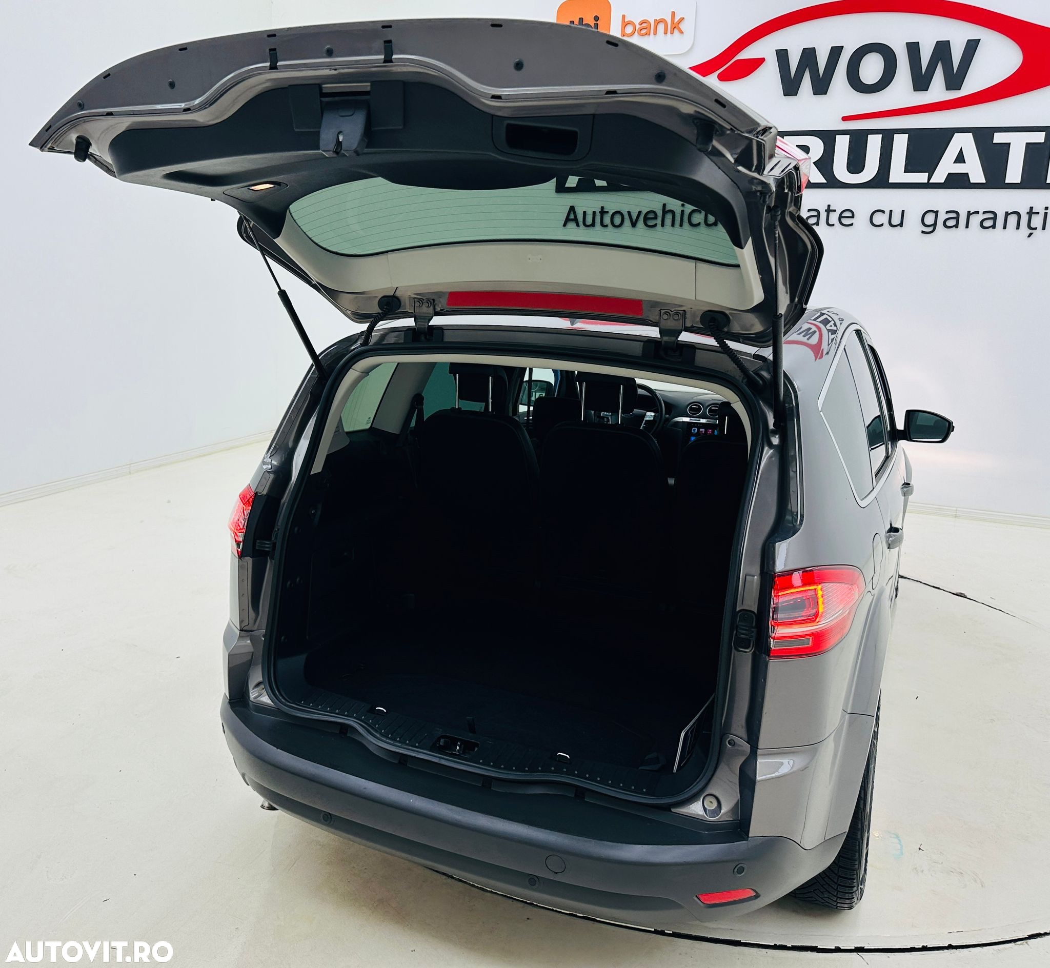 Ford S-Max - 27