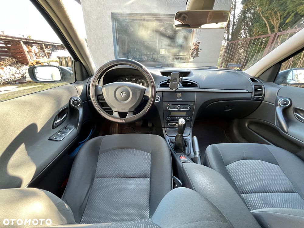 Renault Laguna 2.0 Authentique - 12
