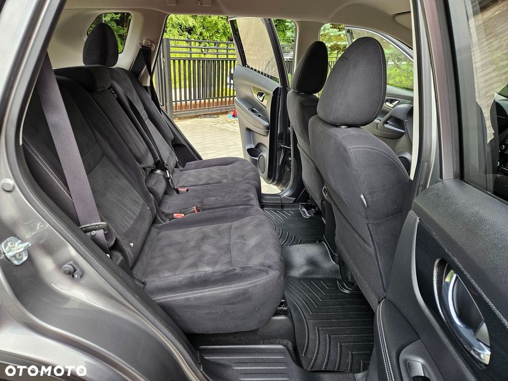 Nissan X-Trail - 23