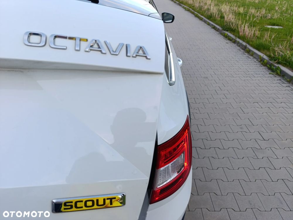 Skoda Octavia 2.0 TDI 4x4 Scout - 27