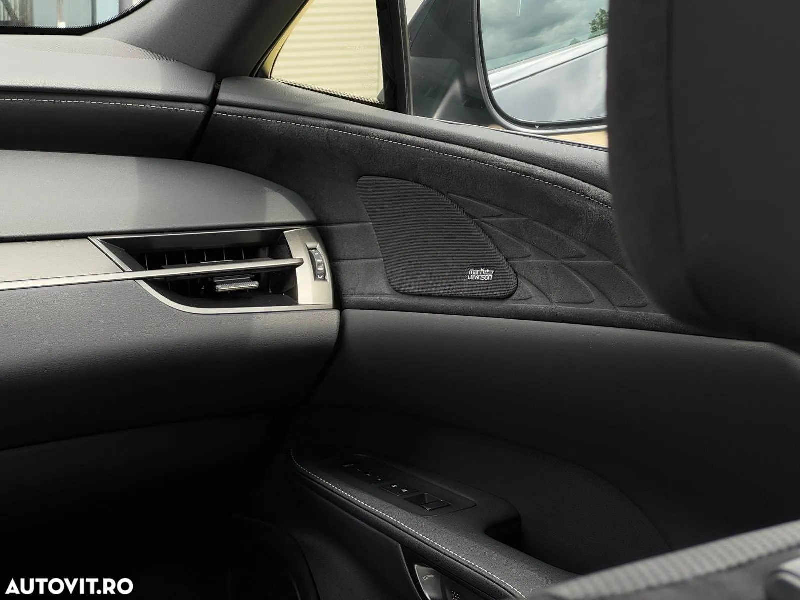 Lexus Seria RX 350h E-Four HEV Luxury Mark Levinson - 28