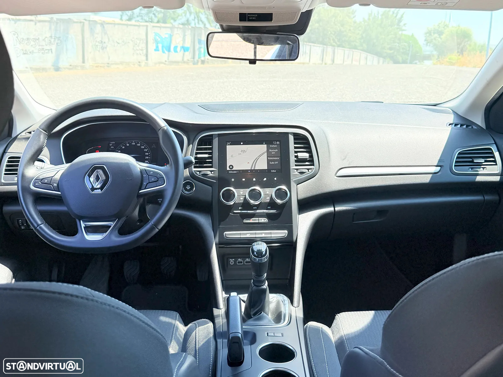 Renault Mégane 1.5 Blue dCi Limited - 8
