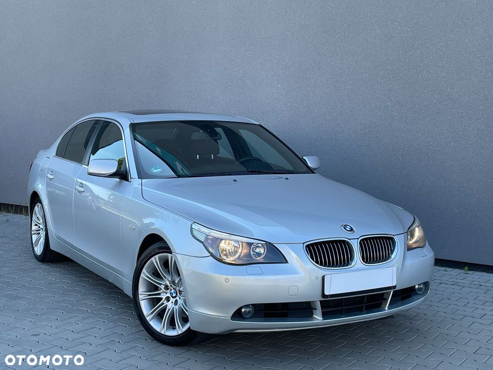 BMW Seria 5 525i - 1