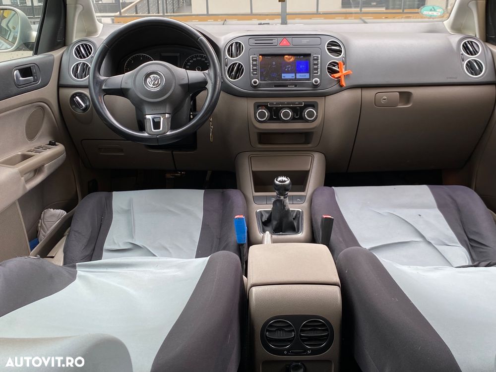 Volkswagen Golf Plus 1.6 TDI DPF Comfortline - 8