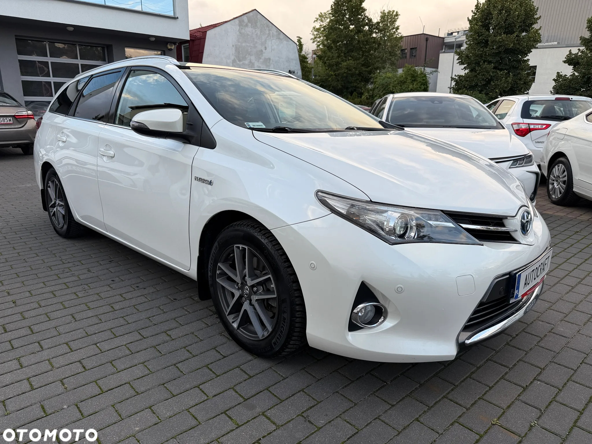 Toyota Auris 1.8 HSD Luna - 23