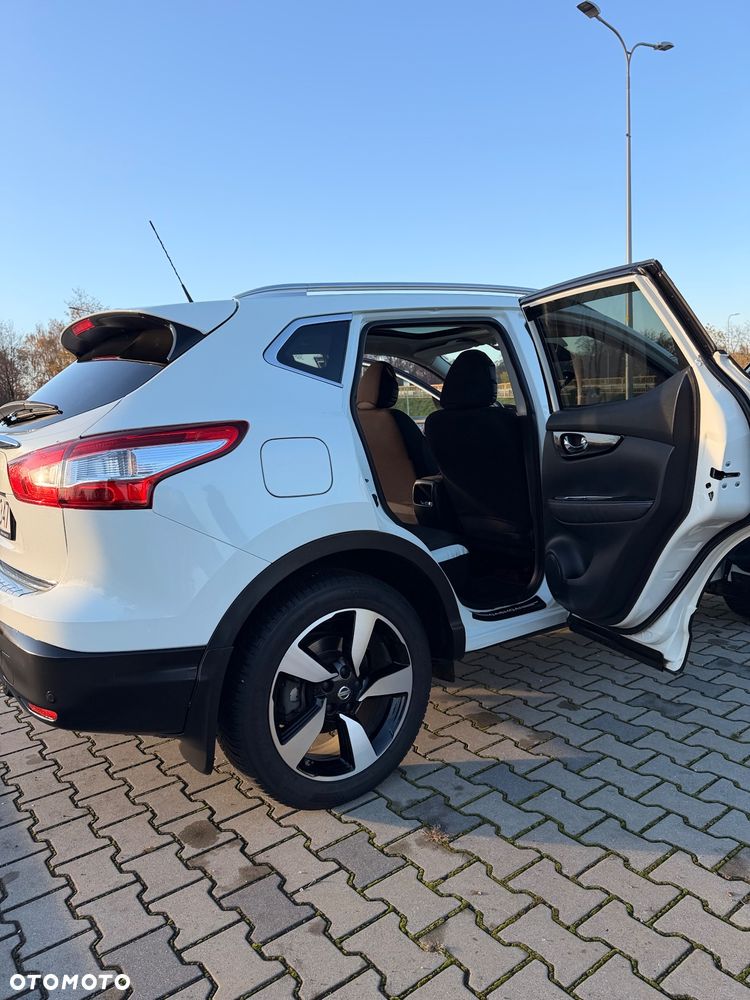 Nissan Qashqai 1.2 DIG-T Tekna EU6 - 24
