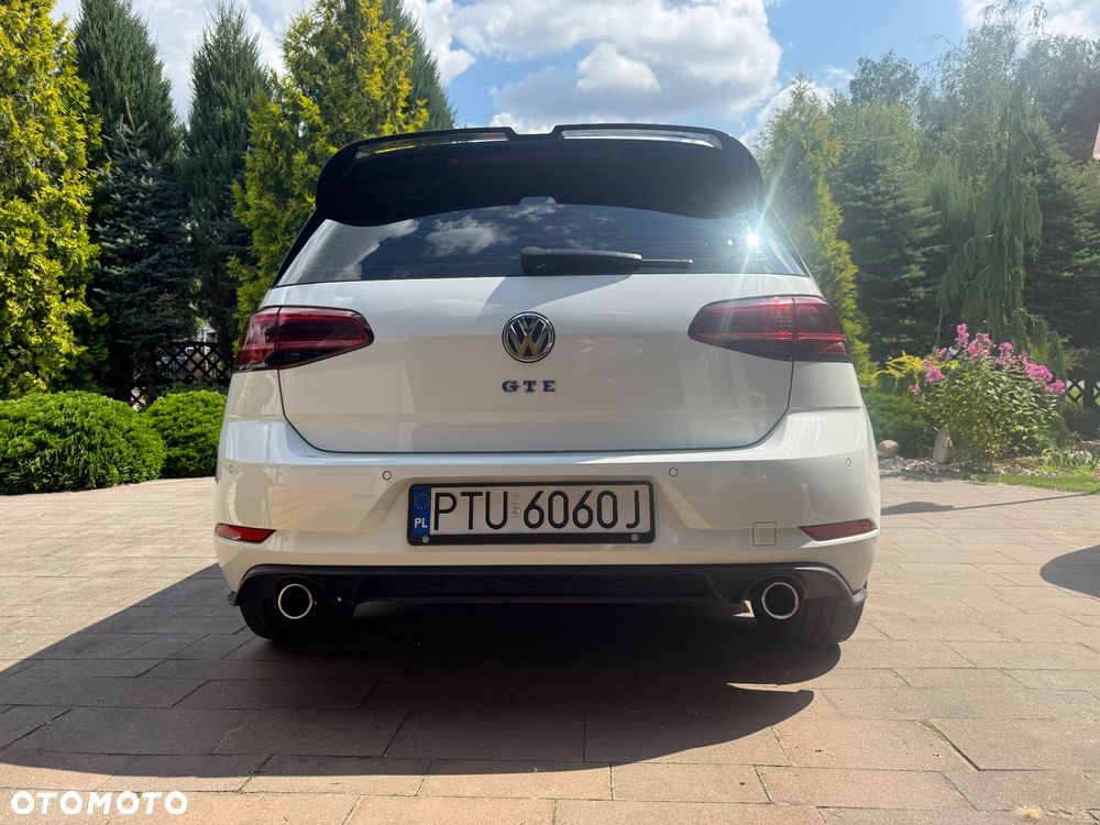 Volkswagen Golf - 4