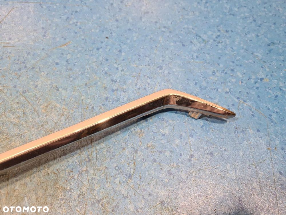 TOYOTA  COROLLA E21 LISTWA ATRAPY GRILLA PRAWA 53121-024607450 - 4