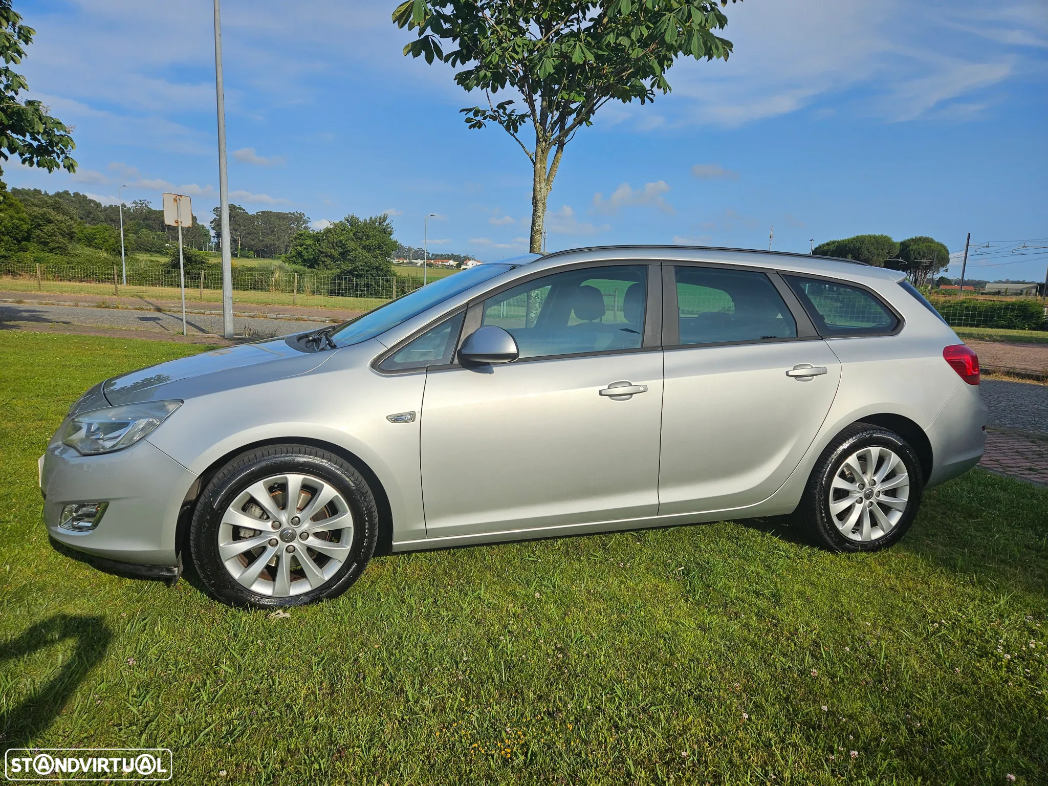 Opel Astra Sports Tourer 1.7 CDTi Executive S/S - 32