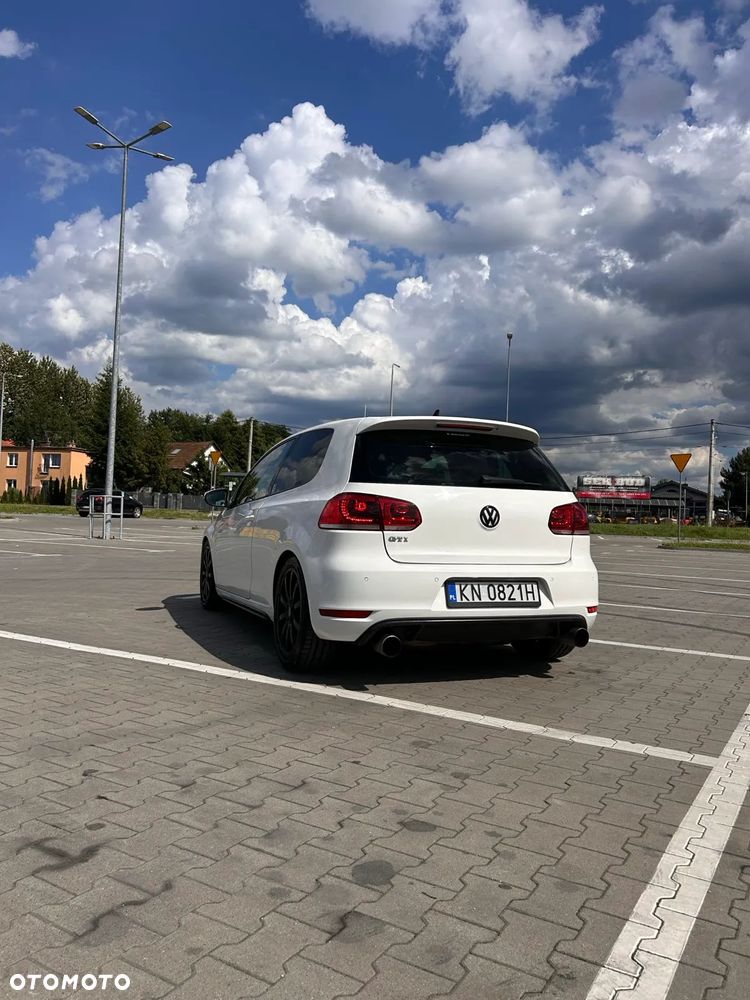 Volkswagen Golf VI 2.0 TSI GTI DSG - 3
