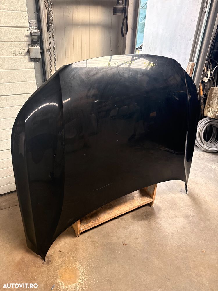Capota motor VOLVO XC40 an 2018-2025 - 2