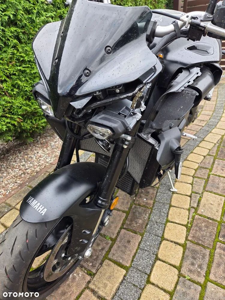 Yamaha MT - 15