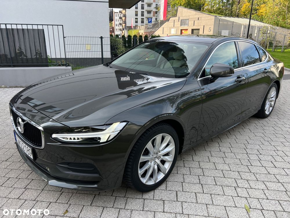 Volvo S90