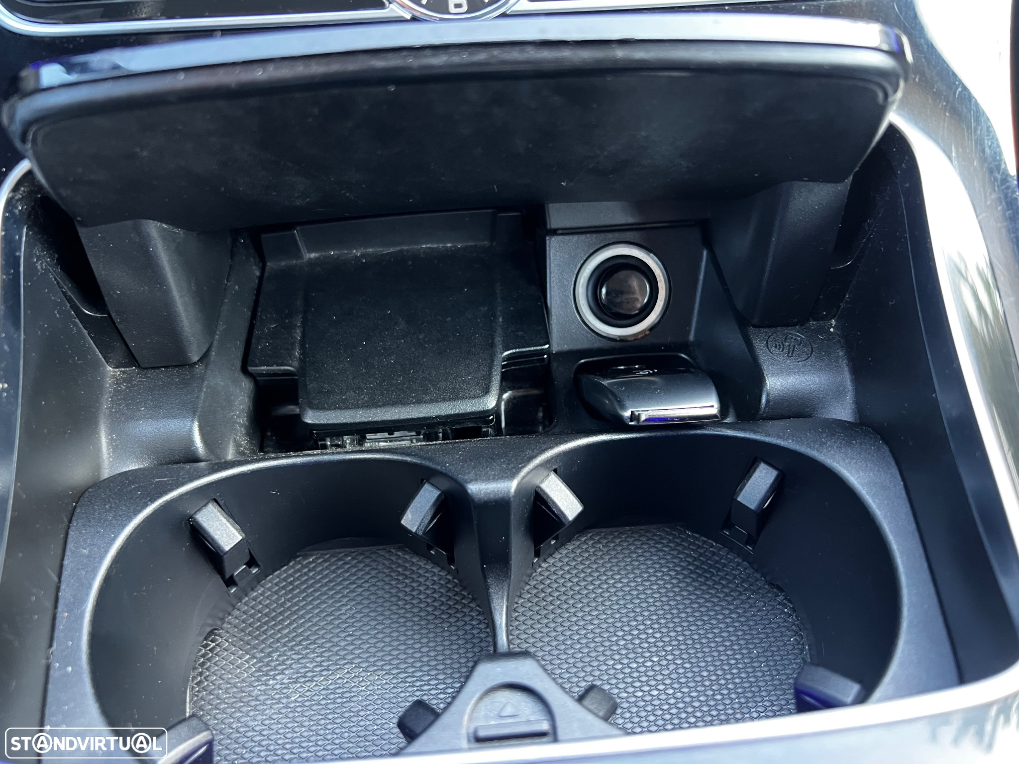 Mercedes-Benz E 220 d Avantgarde - 26