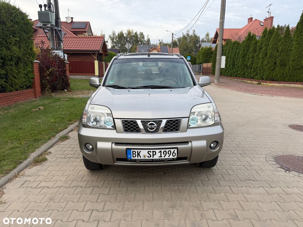 Nissan X-Trail 2.2 dCi 4x4 Columbia - 12