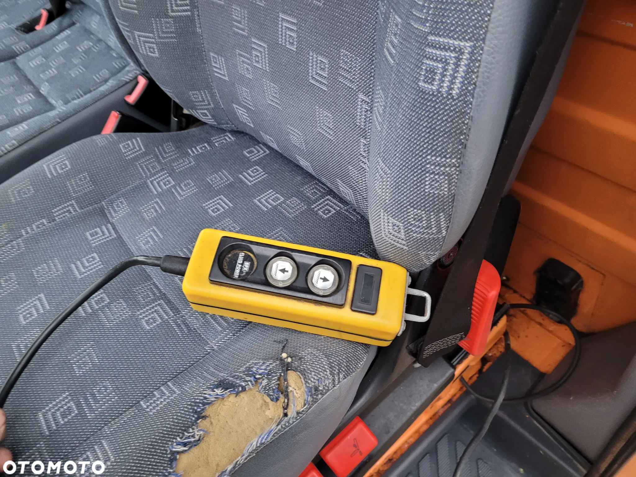 Mercedes-Benz Sprinter - 17