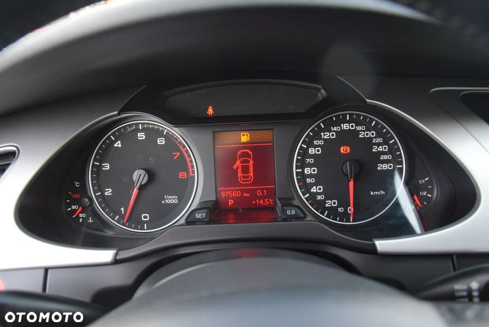 Audi A4 Limousine - 28