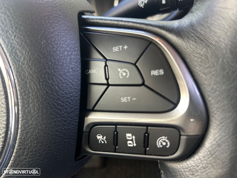 Jeep Renegade 1.3 T Limited DCT - 21