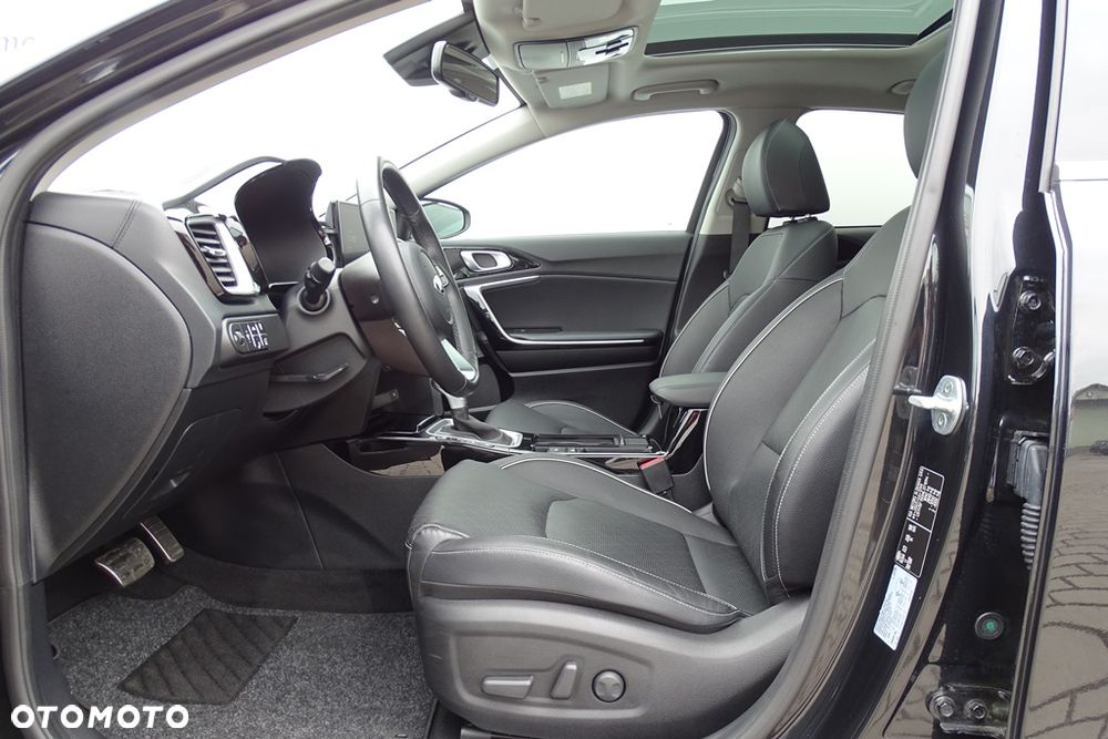 Kia XCeed 1.5 T-GDI MHEV Prestige Line DCT - 18