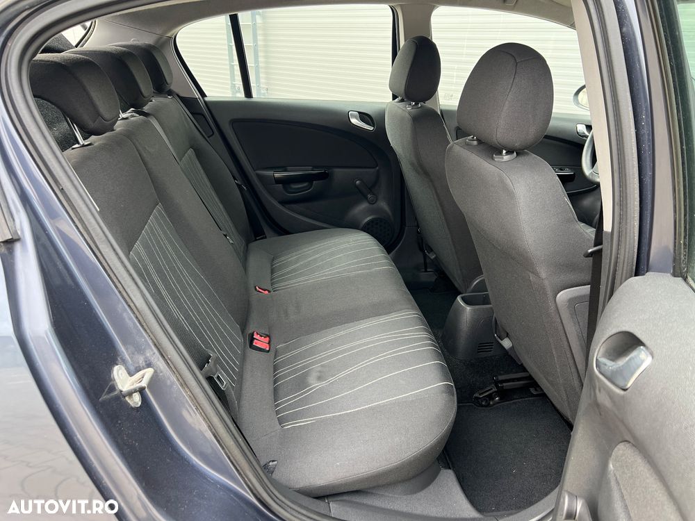 Opel Corsa 1.4 16V Edition - 11