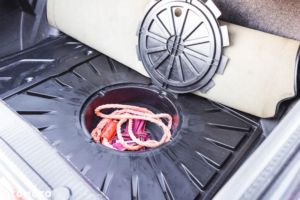 Mercedes-Benz W201 (190) - 23