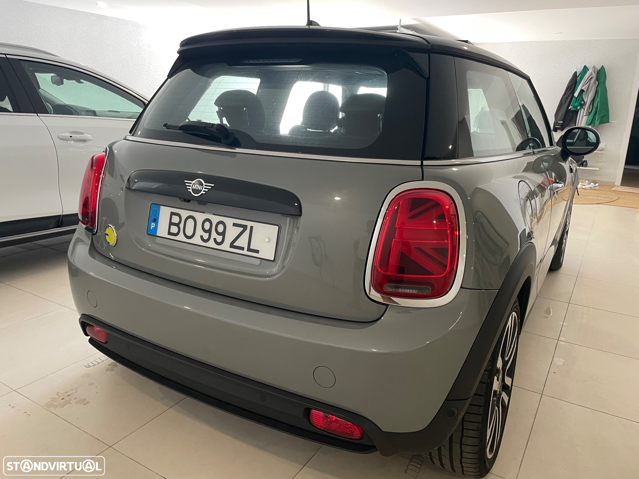 MINI 3 Portas Cooper SE Camden Edition - 10
