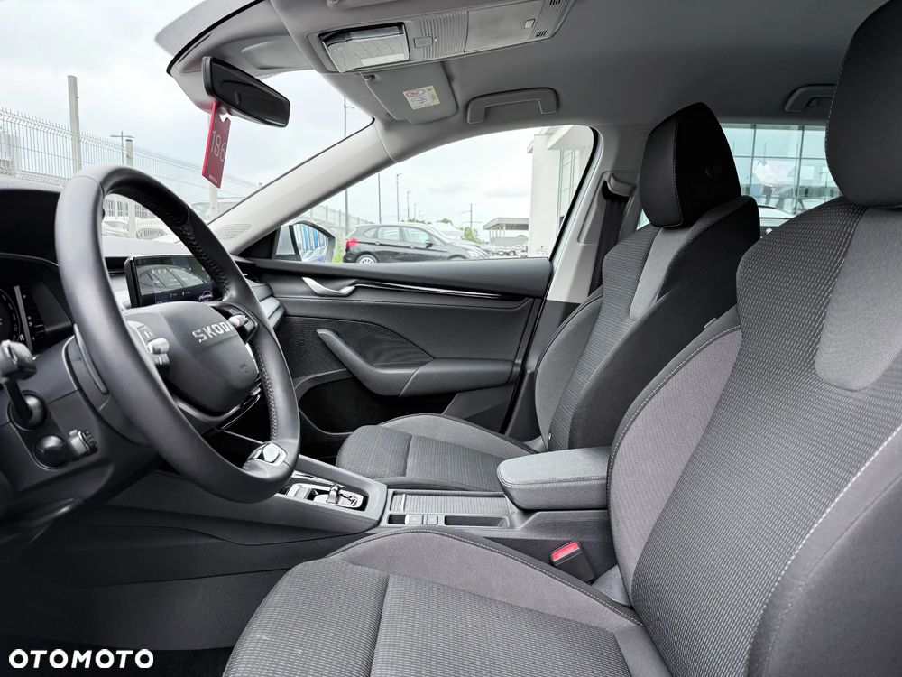 Skoda Octavia 1.5 TSI mHEV Selection DSG - 28