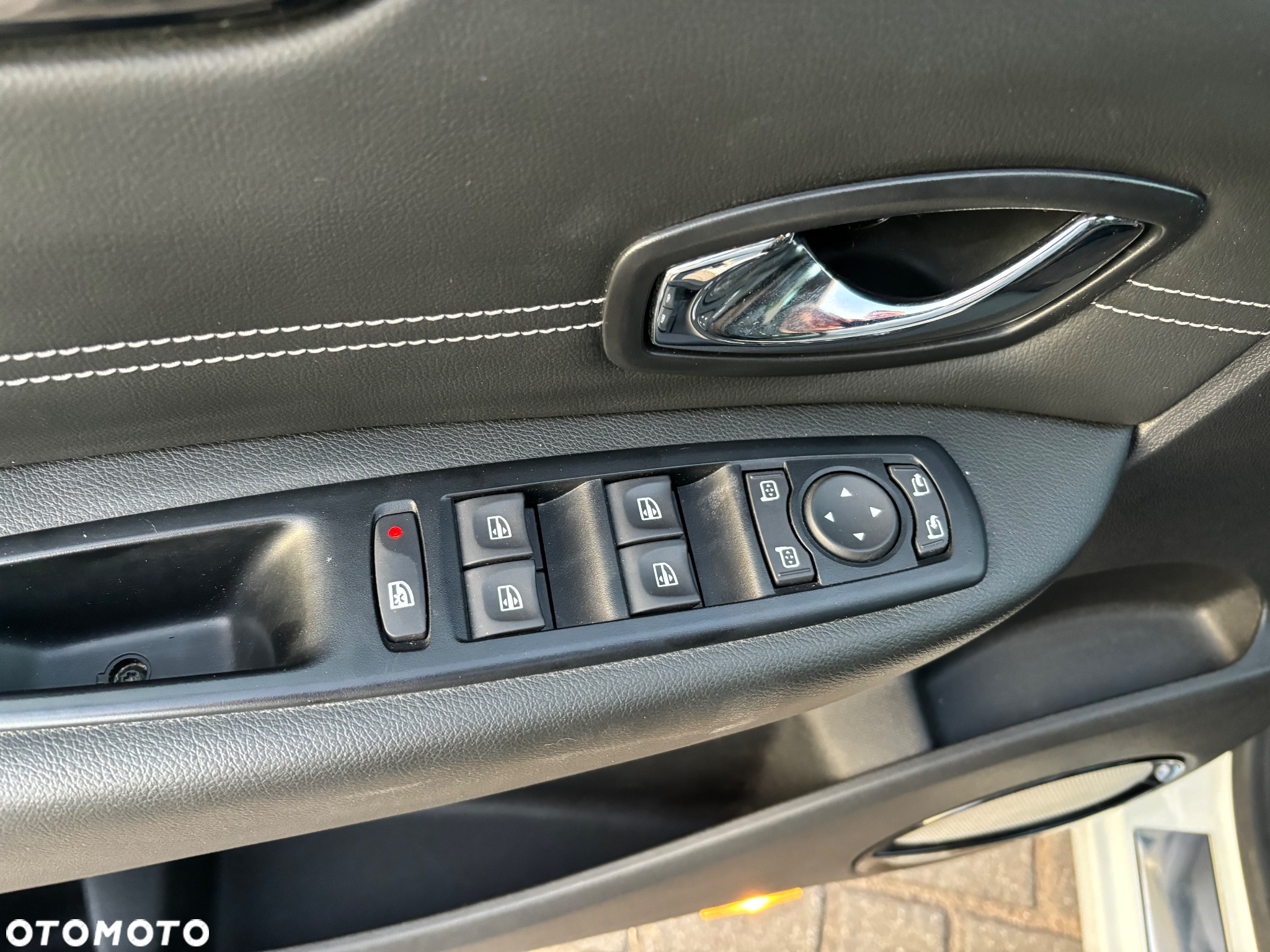 Renault Scenic 1.5 dCi Bose EDition EDC - 10