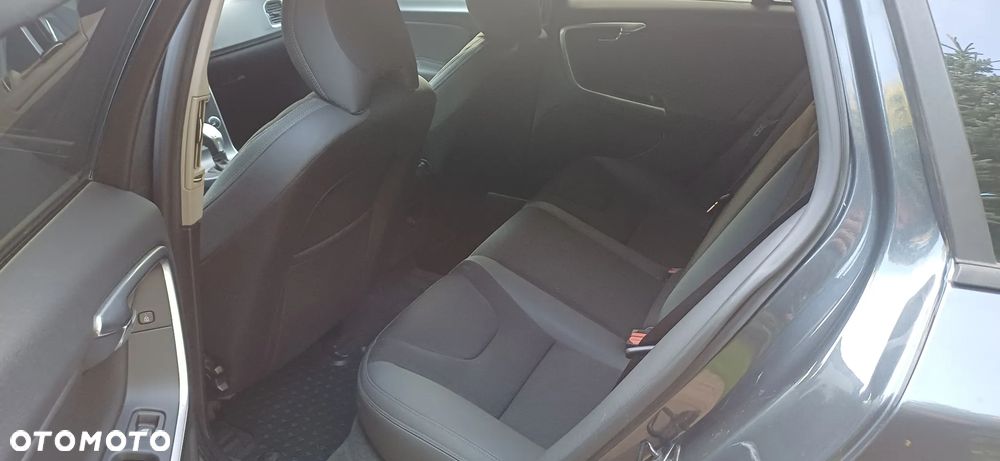 Volvo V60 2012