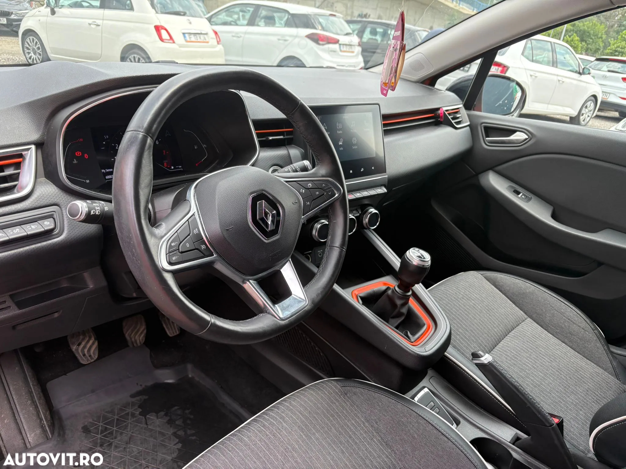 Renault Clio IV TCe Intens - 7