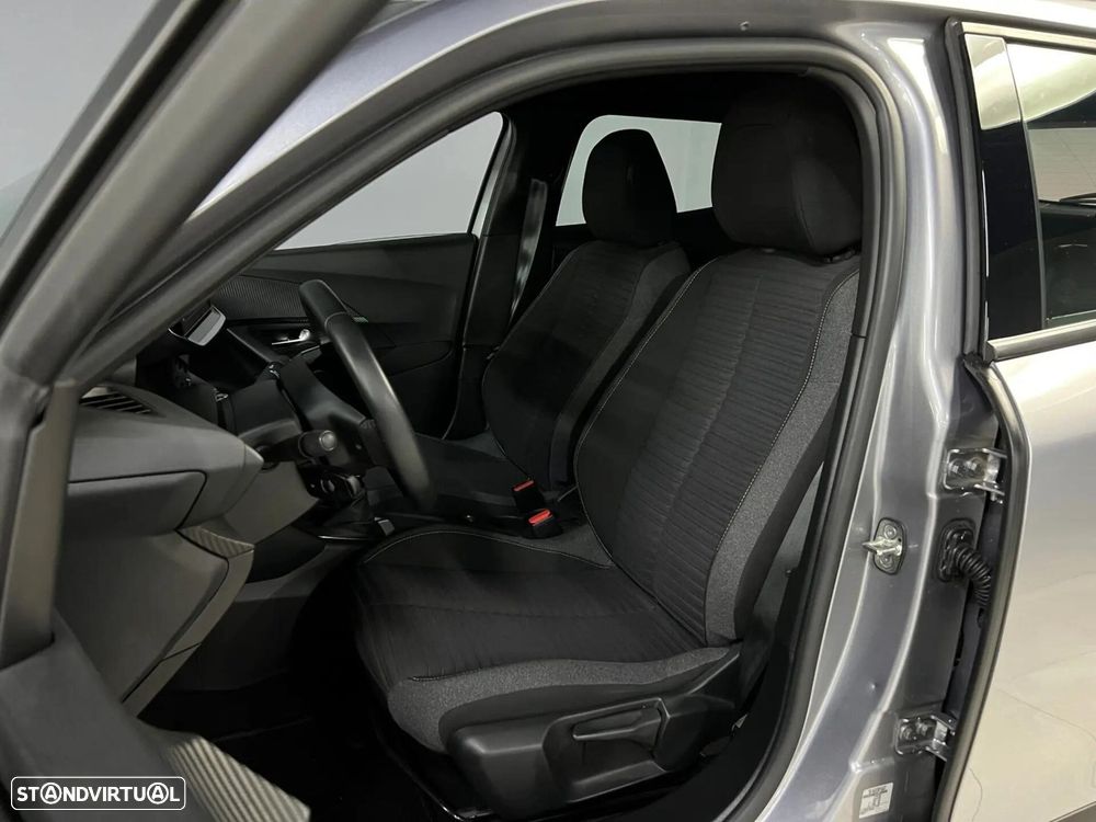 Peugeot 2008 1.2 PureTech Active - 11