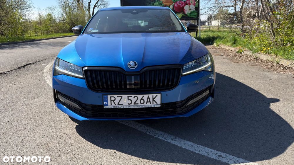 Skoda Superb 2.0 TDI SCR 4x4 Sportline DSG - 6