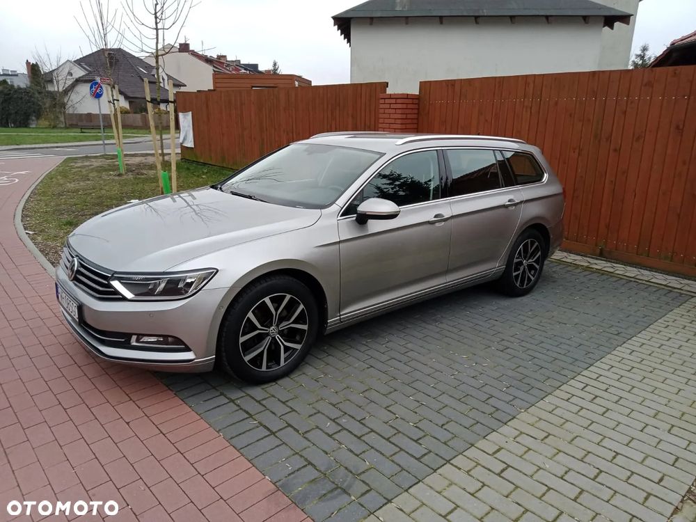 Volkswagen Passat Variant 1.6 TDI (BlueMotion Technology) DSG Comfortline - 19