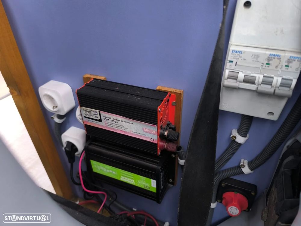 VW Transporter 2.4 D Kombi Sp. - 47