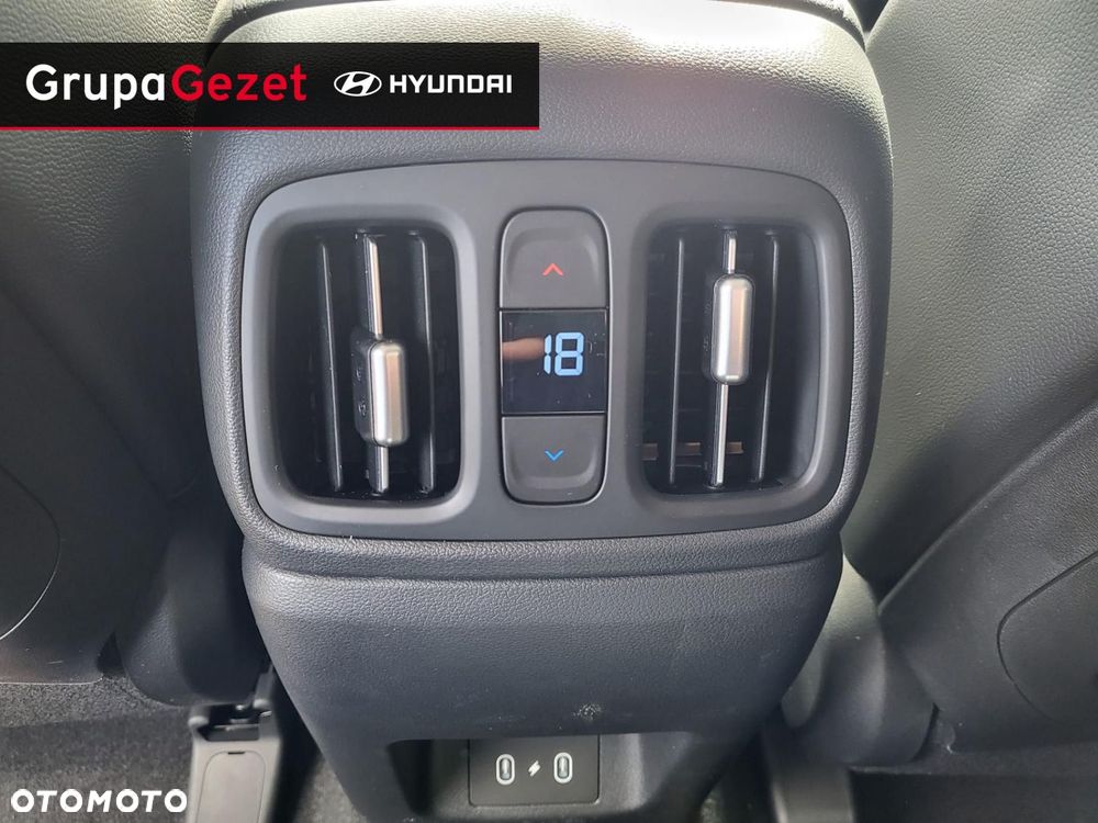 Hyundai Tucson - 8