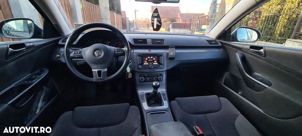 Volkswagen Passat 1.6 TDI BlueMotion - 3