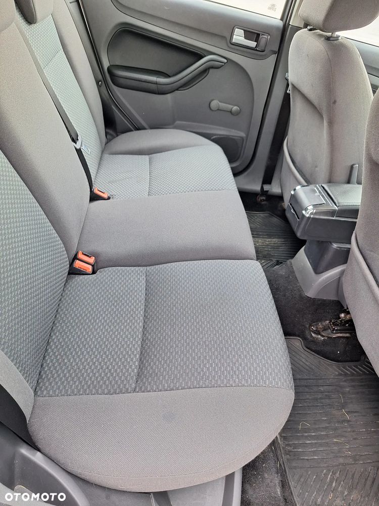 Ford Focus 1.8 FF Ambiente - 7