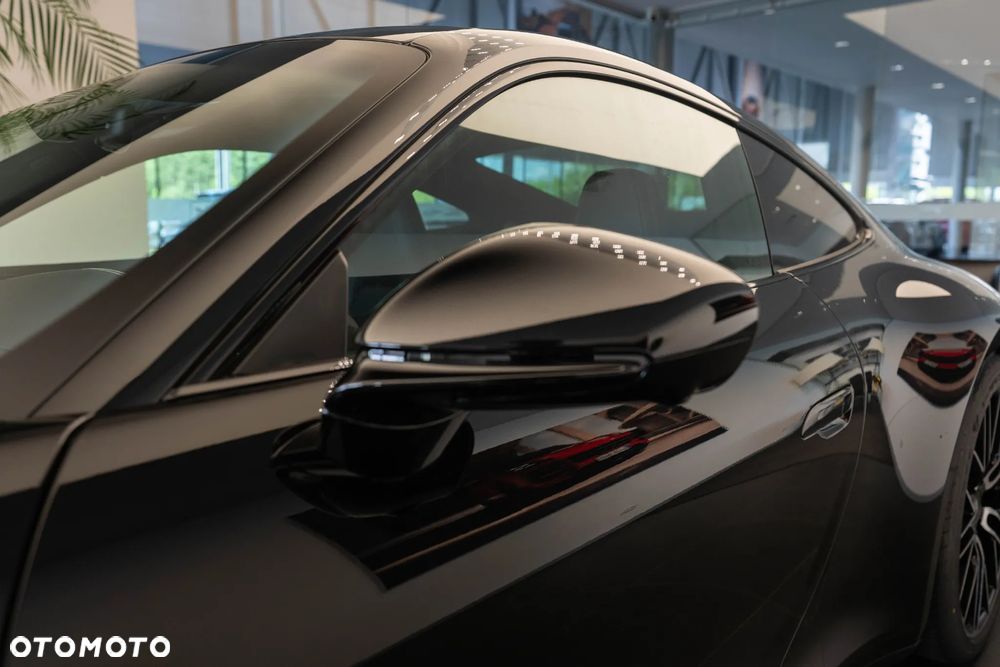 Porsche 911 Carrera 4S - 34