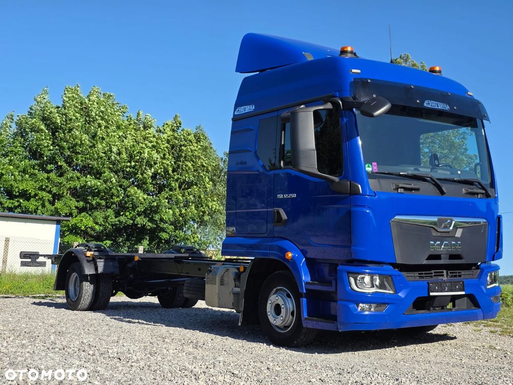 MAN TGL 12.250  /  NOWY MODEL / SYPIALKA / JAK NOWY /E6 /  SERWISOWANY / 2021 / AUTOMAT /  FIRANKA / SPROWADZONY / PIERWSZY WŁAŚCICIEL / LAWETA / KONTENER / DO BYDŁA / POMOC DROGOWA - 12
