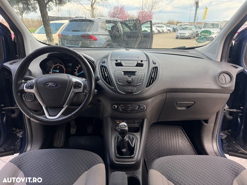 Ford Tourneo Courier 1.5 TDCi S&S Ambiente - 22