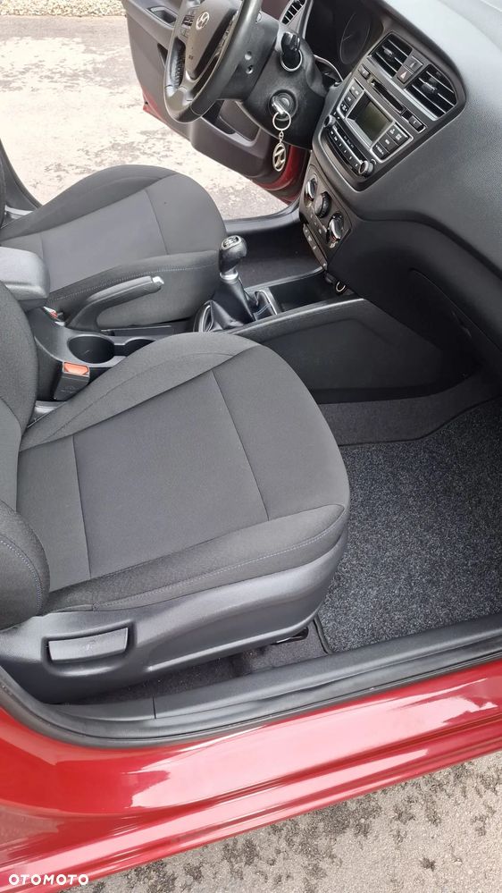 Hyundai i20 1.2 GO - 31