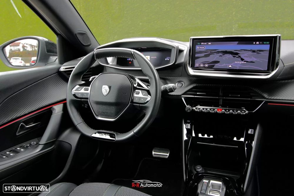 Peugeot 2008 1.2 PureTech GT EAT8 - 41
