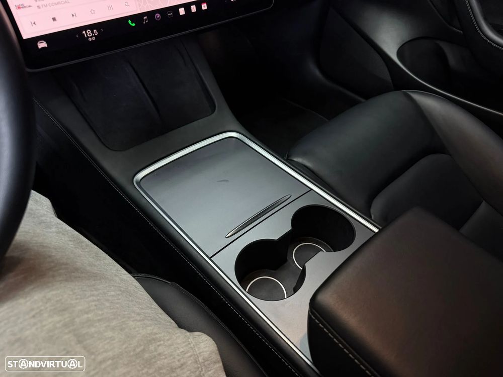 Tesla Model 3 Long-Range Dual Motor AWD - 12