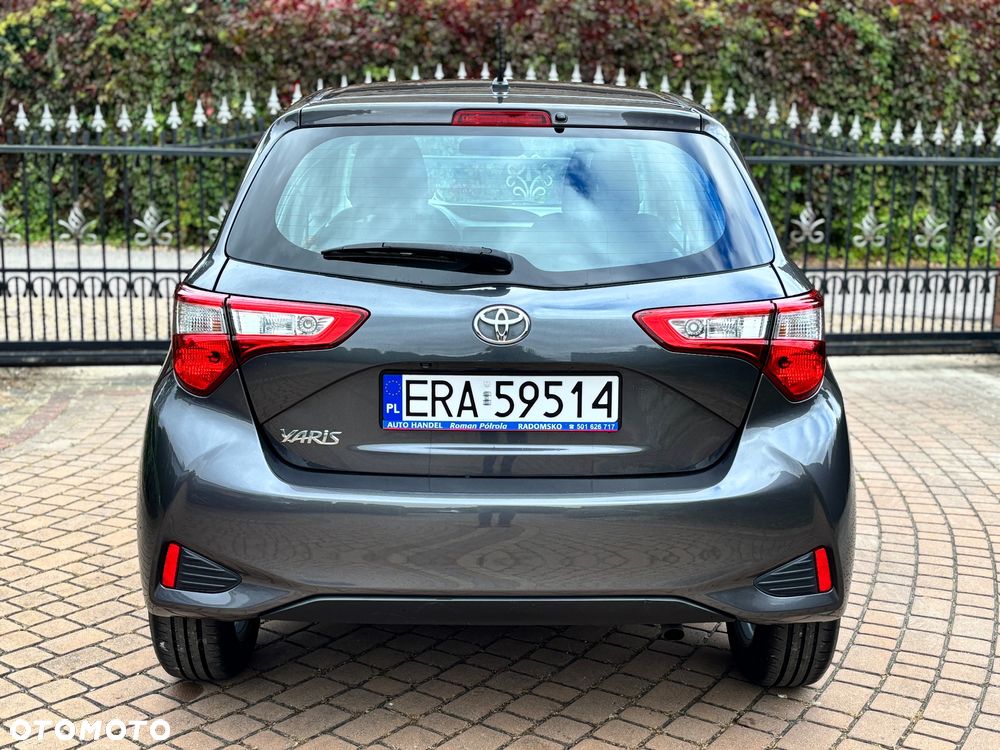 Toyota Yaris 1.5 Premium - 6