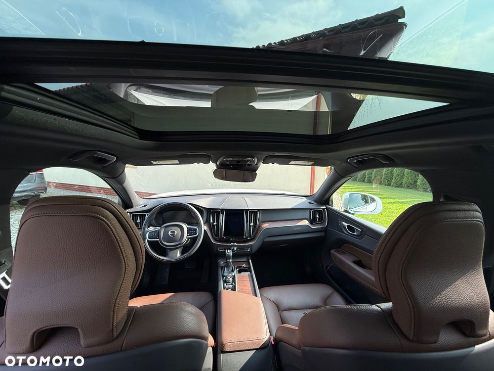Volvo XC 60 T5 AWD Geartronic Momentum Pro - 9