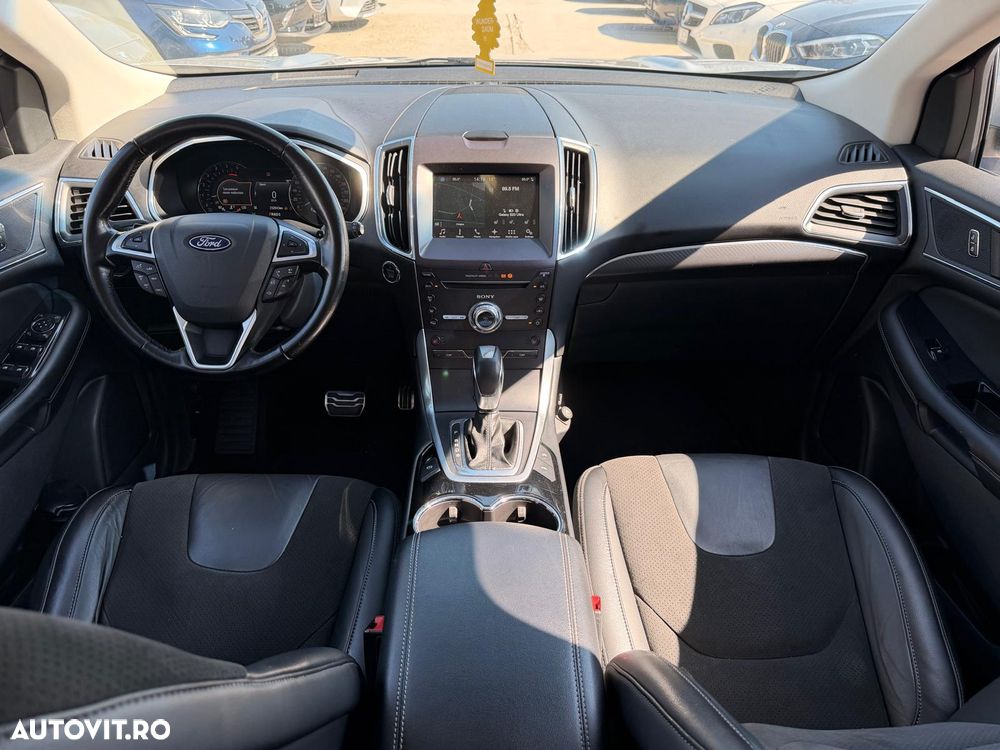 Ford Edge 2.0 TDCi Powershift Titanium - 5